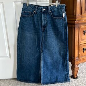 New with tags mid length denim skirt
